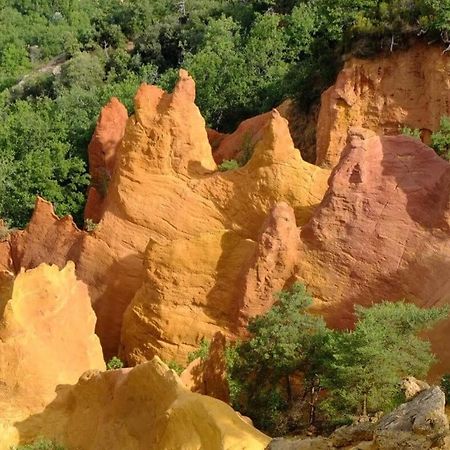Logement D'Exception Pres Du Colorado Provencal Dans Une Residence Au Calme Avec Piscine Offrant Une Vue Imprenable Sur Le Luberon Depuis Sa Terrasse Viens Zewnętrze zdjęcie