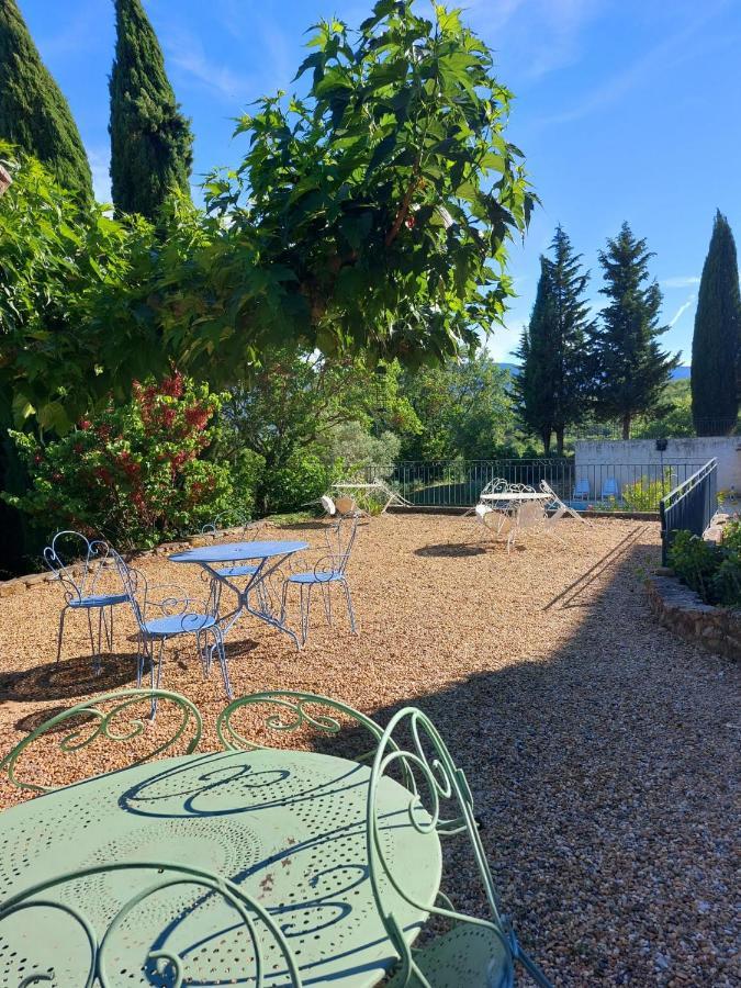 Logement D'Exception Pres Du Colorado Provencal Dans Une Residence Au Calme Avec Piscine Offrant Une Vue Imprenable Sur Le Luberon Depuis Sa Terrasse Viens Zewnętrze zdjęcie
