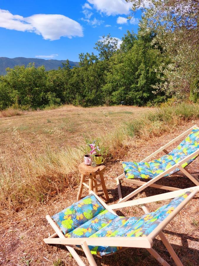 Logement D'Exception Pres Du Colorado Provencal Dans Une Residence Au Calme Avec Piscine Offrant Une Vue Imprenable Sur Le Luberon Depuis Sa Terrasse Viens Zewnętrze zdjęcie